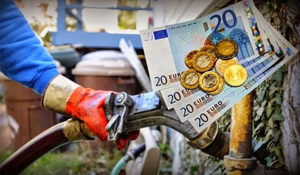 Πέφτει η τιμή του πετρελαίου θέρμανσης – Τι αλλάζει στο επίδομα