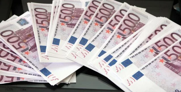 Deutsche Bank: Στο μικροσκόπιο του Κογκρέσου