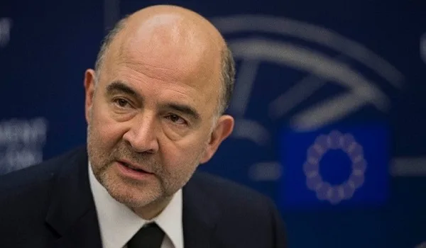 Μοσκοβισί: Ισχυρό μήνυμα κατά της λιτότητας η μη περικοπή των συντάξεων