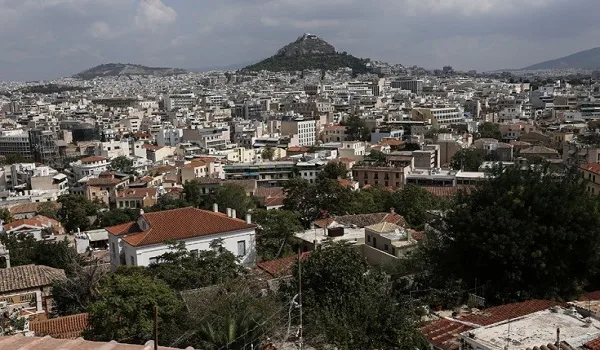 Ετοιμάζονται μέτρα για το Airbnb, τις εξώσεις και τις αυξήσεις στα ενοίκια