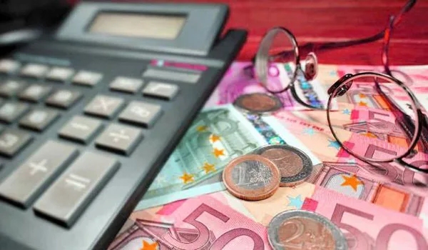 Οι τυχεροί και οι άτυχοι των αναδρομικών