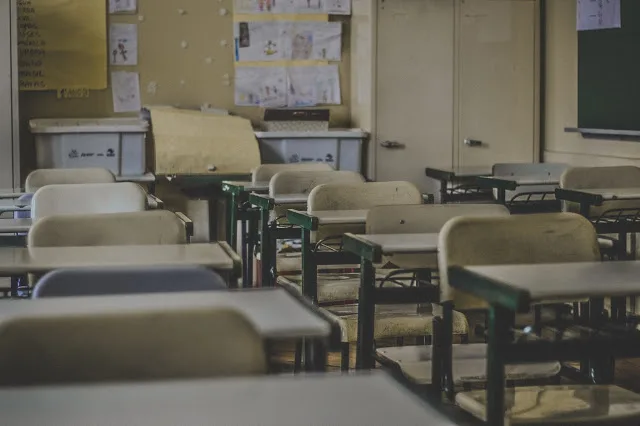 “Δυναμώνουμε τον αγώνα για τη μονιμοποίηση όλων των αναπληρωτών – συμβασιούχων εκπαιδευτικών”