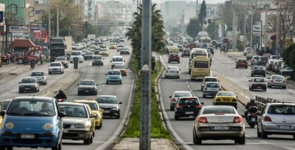 Απαγόρευση κυκλοφορίας: Ξεπέρασαν τις 760 οι παραβάσεις και τα πρόστιμα