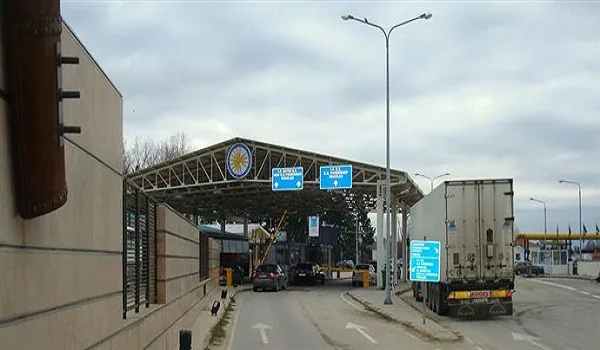 Εγκύκλιος της ΑΑΔΕ στα τελωνεία για τις συναλλαγές τα Σκόπια