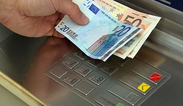 Σχέδιο νέας χαλάρωσης των capital controls