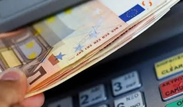 Πλήρης άρση των capital controls στα τέλη Σεπτεμβρίου