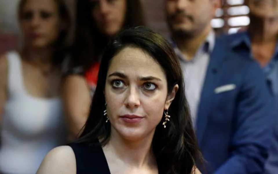 Επίδομα τοκετού και αλληλεγγύης: Δικαιούχοι – Κριτήρια
