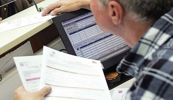 Οι μειώσεις φόρων που σχεδιάζει η κυβέρνηση για το 2020