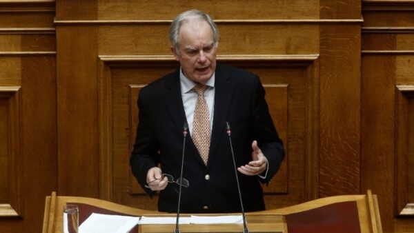Τασούλας: Διαθέσιμες οι 50 κλίνες ΜΕΘ που έγιναν με δωρεά από τη Βουλή στο Σωτηρία
