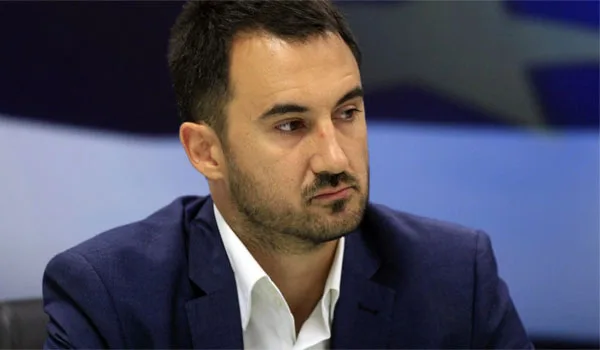 Χαρίτσης: Η ΝΔ υποβαθμίζει το κράτος και θέτει σε κίνδυνο το δημόσιο συμφέρον