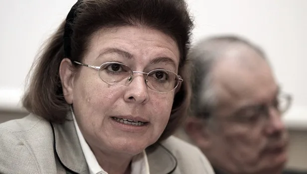 H Λ. Μενδώνη για την εθνική πολιτική για το βιβλίο και τις φιλαρμονικές μουσικές σχολές της Κέρκυρας