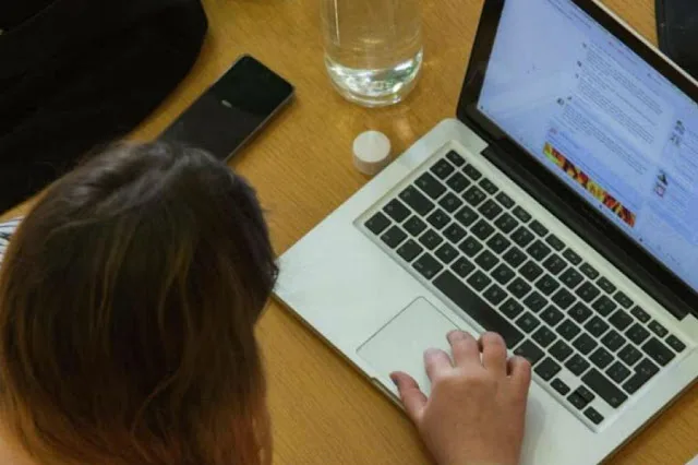 Επιδότηση 360 ευρώ για γρήγορο internet – Ποιοί το δικαιούνται
