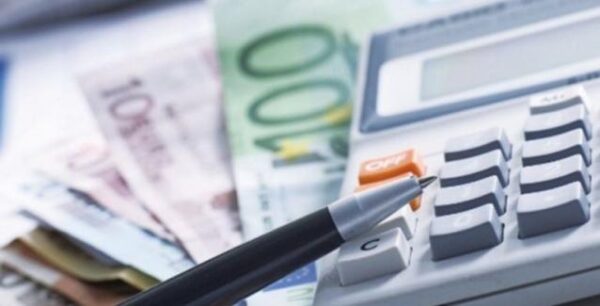 Πάγια ρύθμιση: Τι θα προβλέπει για οφειλές στην εφορία