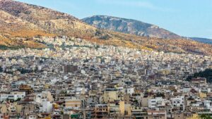 Υπερχρεωμένα νοικοκυριά: Πώς μπορείτε να διαγράψετε τα χρέη
