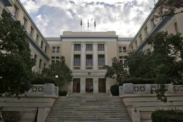 ΟΠΑ: Η Σύγκλητος θα υπερασπιστεί την ακαδημαϊκή ελευθερία