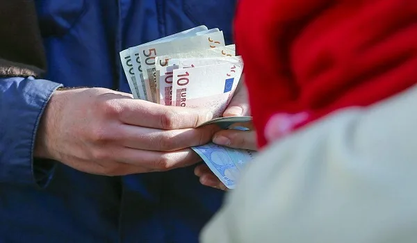 Κοινωνικό μέρισμα 2019: Τι θα γίνει με τους απόστρατους – Ποιοί θα πάρουν το χριστουγεννιάτικο «δώρο»