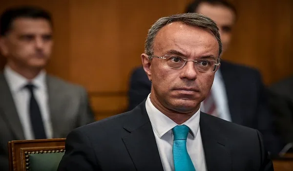 Σταϊκούρας: Ισορροπημένος ο προϋπολογισμός  – Οι φοροελαφρύνσεις