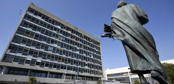 Πρύτανης ΑΠΘ για το πάρτι: «Εξωπραγματικές οι εκτιμήσεις για τον όγκο των φοιτητών»