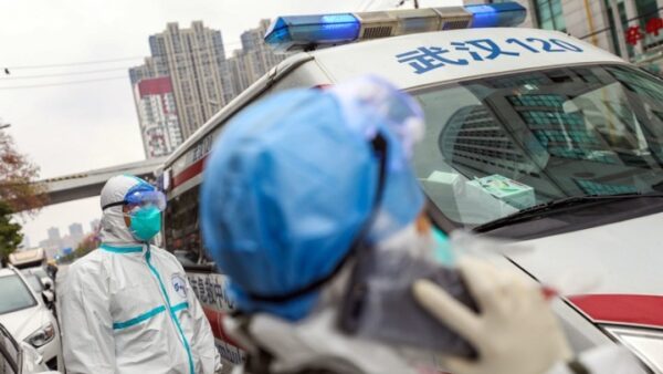 Νέος κοροναϊός στην Κίνα: 81 νεκροί – 8 δισ. ευρώ για τον περιορισμό της εξάπλωσης