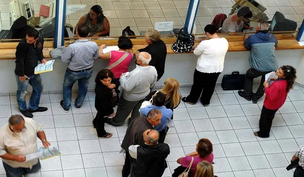 Νέος Τειρεσίας: Εξετάζεται η δημιουργία Τράπεζας Στοιχείων Οφειλετών