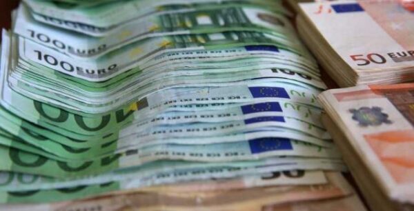 Μειώθηκαν κατά 26,7% τα νέα χρέη προς το Δημόσιο το 2019