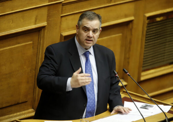 Την άμεση λήψη πρωτοβουλιών για την αντιμετώπιση του bullying, ζητάει ο Βασίλης Σπανάκης
