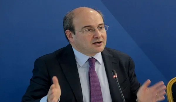Χατζηδάκης: Ρυθμίσεις για τη διευκόλυνση πληρωμών ρεύματος