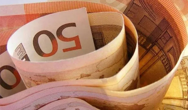 Επιστρεπτέα προκαταβολή: Έως πότε θα γίνονται οι αιτήσεις. Τα ποσά