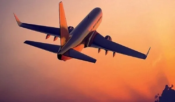 Ένας νεκρός και 30 τραυματίες από αναταράξεις σε πτήση