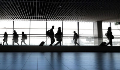 «Καμπανάκι» από το Πανεπιστήμιο Αιγαίου για το αιφνίδιο κλείσιμο του αεροδρομίου – Κινδυνεύουν ορκωμοσίες