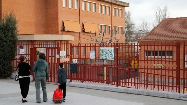 Γενικός Γραμματέας ΔΟΕ: «Δεν θέλουμε κλειστά Δημοτικά – Να συνεχιστεί η σχολική διαδικασία»
