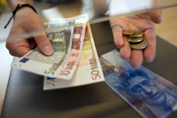 ΕΝΦΙΑ 2021: Έρχονται τα «ειδοποιητήρια» – Πότε πληρώνουμε πρώτη δόση
