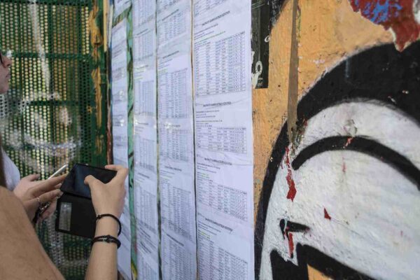Βάσεις 2021: Ποιές σχολές «αδειάζουν» – Κάτω από 20 οι εισακτεοί