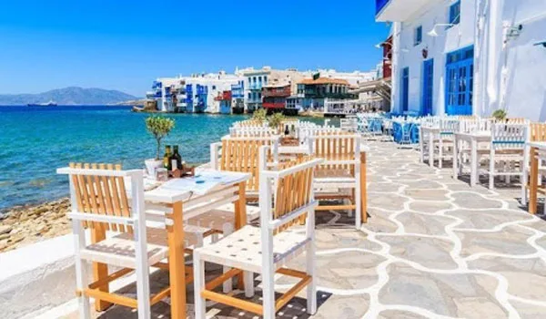 ΟΑΕΔ Κοινωνικός Τουρισμός: Voucher σε 250.000 δικαιούχους