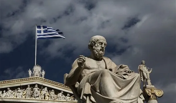 Ύφεση έως 12,5% στην Ελλάδα βλέπει η EY