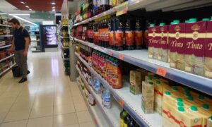 Ξεμένουμε από τρόφιμα; Δραματική σύσταση σε πολίτες  – «Aποθηκεύστε τρόφιμα και νερό»