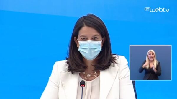 Κεραμέως: Στις 14 Σεπτεμβρίου ανοίγουν τα σχολεία – Οι εξαιρέσεις για τη χρήση της μάσκας