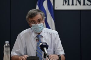 Τσιόδρας για κορονοϊό: Δεν είμαστε στο τέλος της ιστορίας