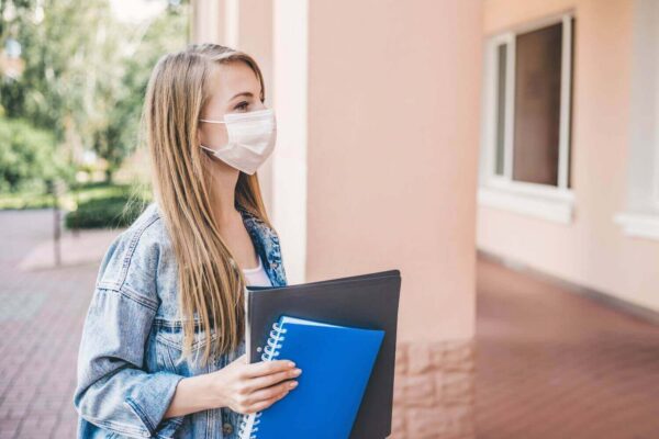 Γιαμαρέλλου για άνοιγμα σχολείων: Όλα εξαρτώνται από τα κρούσματα – Ποιές μάσκες να φοράμε