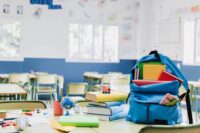 Προσλήψεις αναπληρωτών: Πότε έρχεται η Γ’ φάση – Τι είπε ο Παπαδομαρκάκης για τα κενά