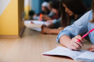 Πώς πρέπει να αναβαθμιστεί ο ρόλος του Διευθυντή στα σχολεία