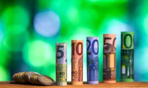 Πότε πληρώνεται η πρώτη δόση για τα μπλοκάκια – «Καμπάνα» 718 ευρώ για 190.000