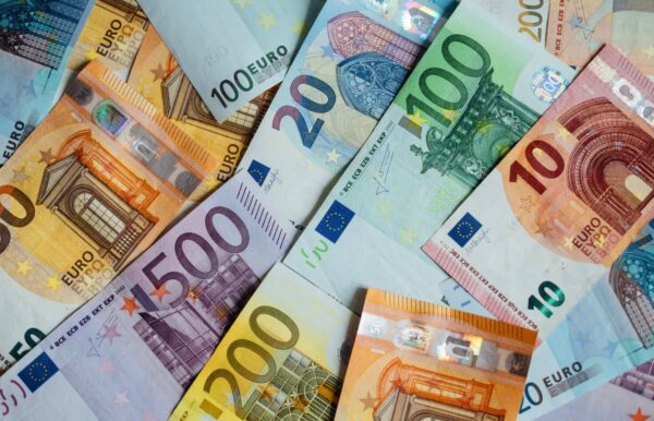 Δάνεια: Έρχονται μέτρα για την στήριξη δανειοληπτών