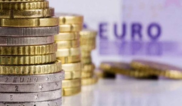 Για ποιούς «παγώνει» η εισφορά αλληλεγγύης μέχρι το τέλος του 2021