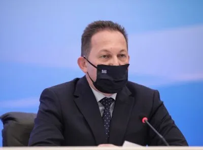 Κορονοϊός: Live οι ανακοινώσεις Πέτσα για τα νέα αυστηρότερα μετρά