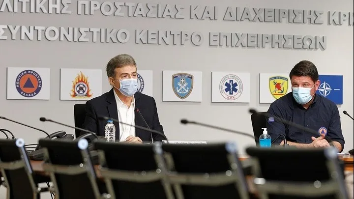 Χρυσοχοϊδης: Είμαστε αποφασισμένοι να βάλουμε φρένο στην πανδημία