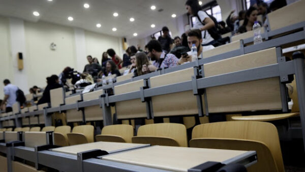 Φοιτητές: Προκλητικό το Υπουργείο Παιδείας – Kανένα μέτρο για την ασφαλή λειτουργία των σχολών