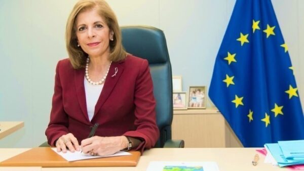  Κυριακίδου: Η Επιτροπή εξασφάλισε έως και 85 εκατομμύρα δόσεις εμβολίων κατά της πανδημίας γρίπης