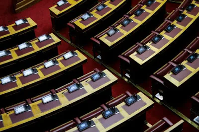 Για τις Επαγγελματικές Σχολές του ΟΑΕΔ