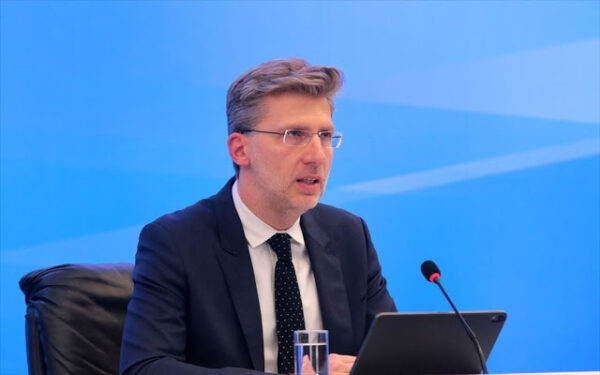 Σκέρτσος: Ο εμβολιασμός έχει μειώσει αισθητά τις νοσηλείες
